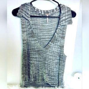 FREE PEOPLE *M* SOFT STRETCHY BLACK AND WHITE COLLAR TOP